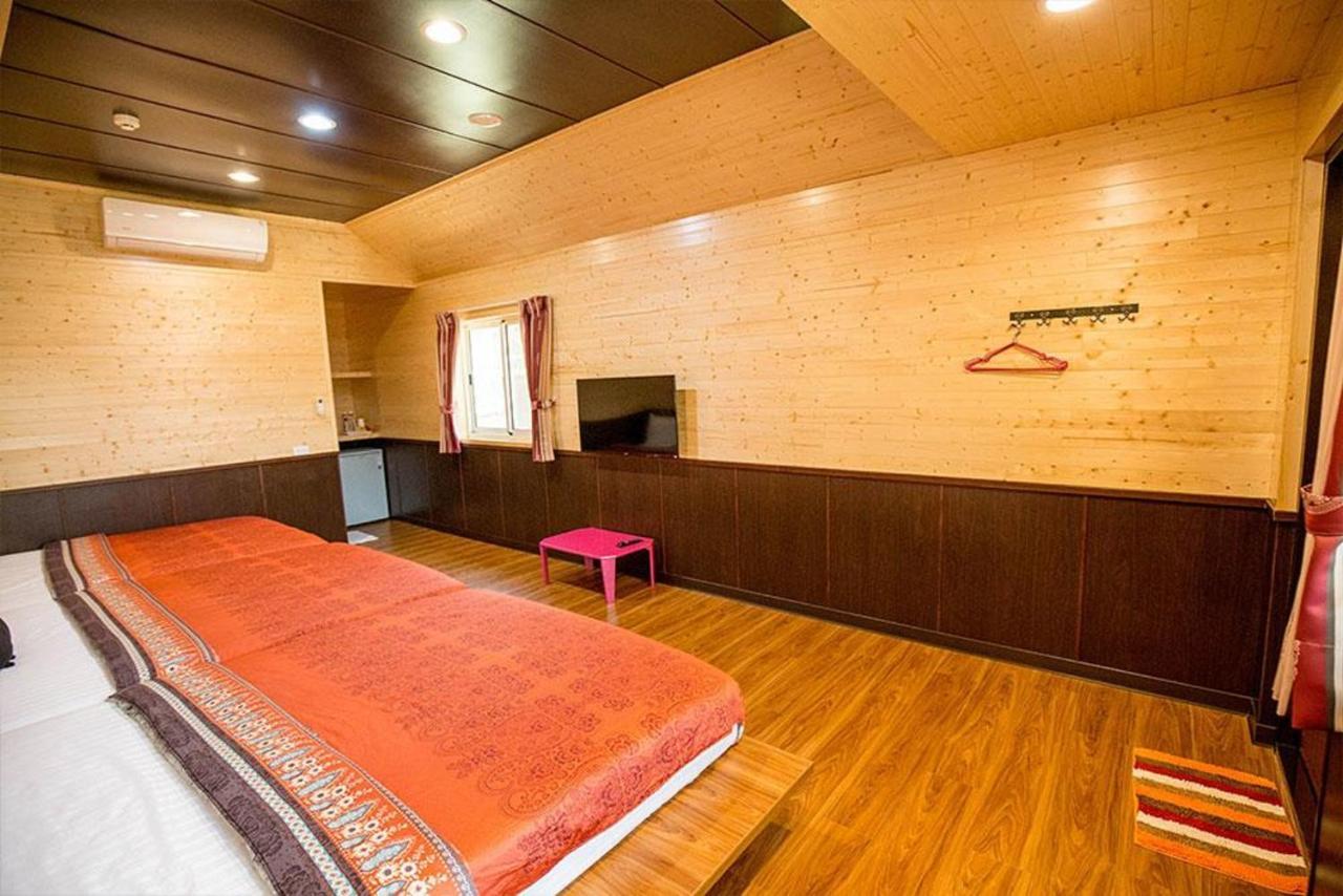 Xiaoliuqiu Happy House B&B Exterior photo
