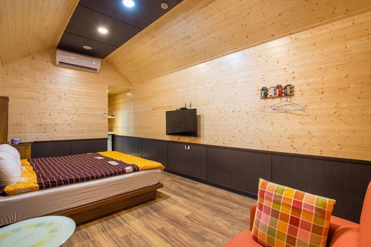 Xiaoliuqiu Happy House B&B Exterior photo