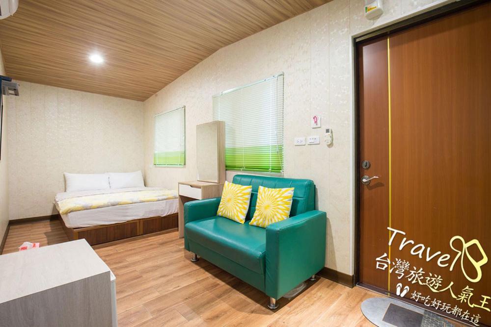 Xiaoliuqiu Happy House B&B Exterior photo